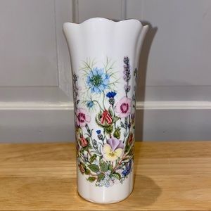 Aynsley Wild Tudor Floral Vintage Vase